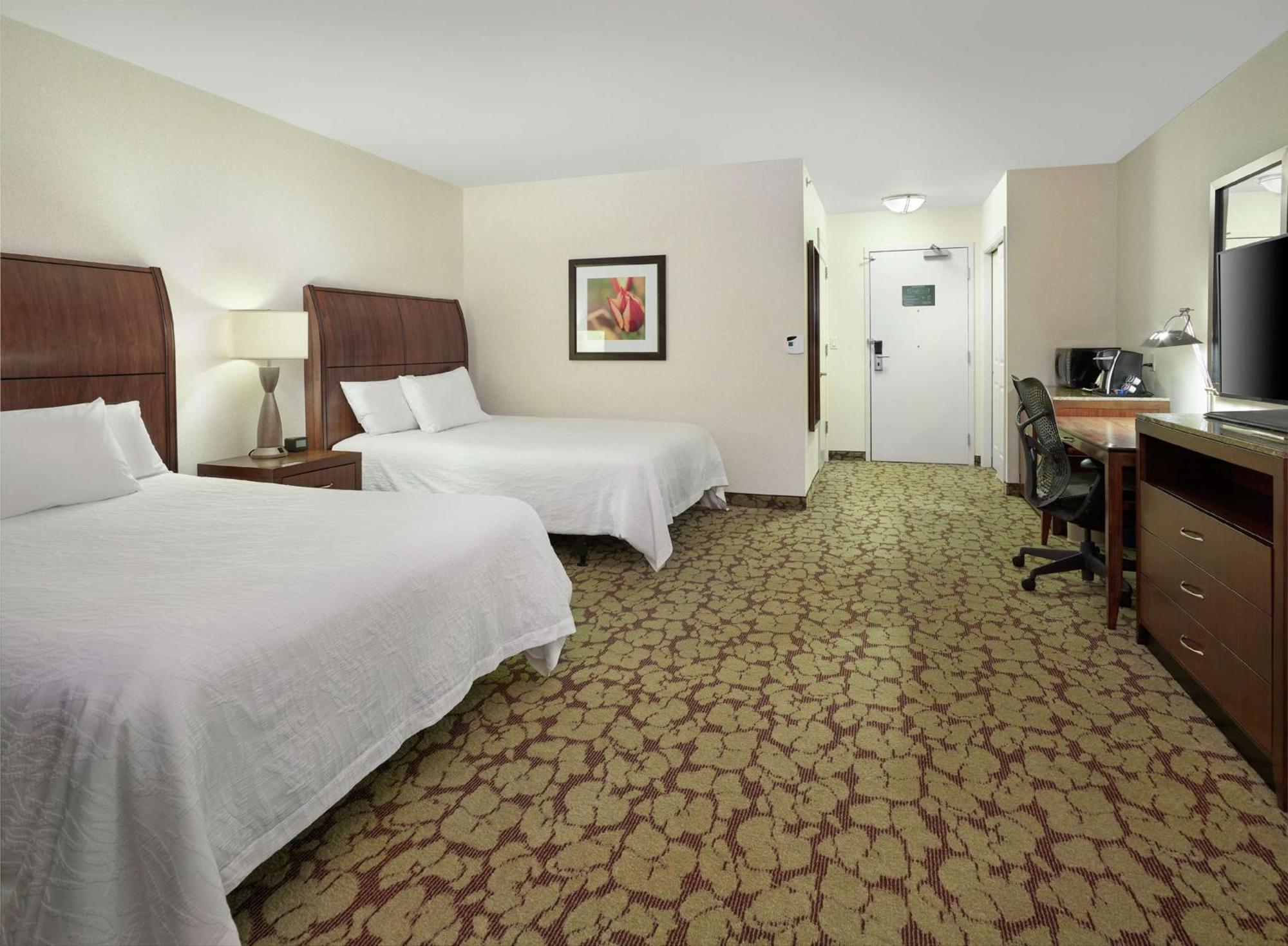 Hilton Garden Inn West Edmonton Exterior photo